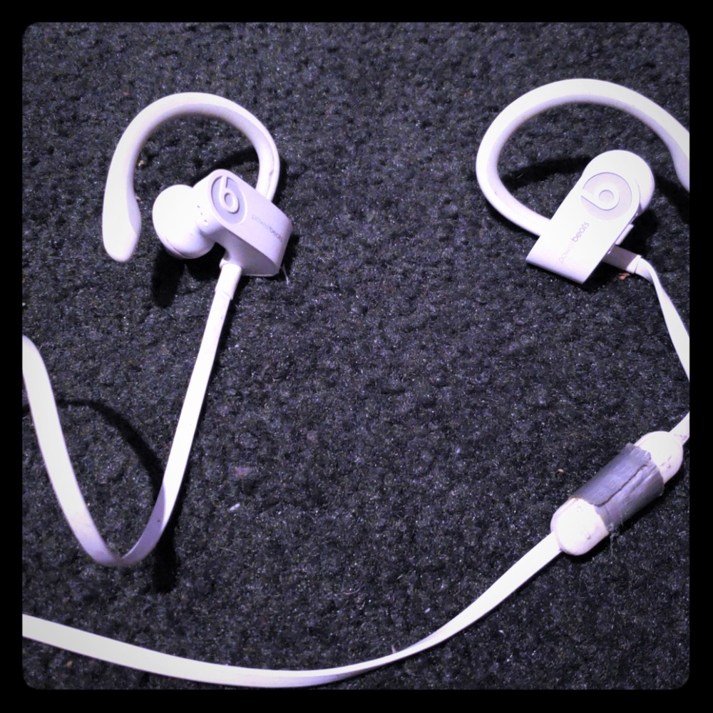 Dre Beats Bluetooth Headphones